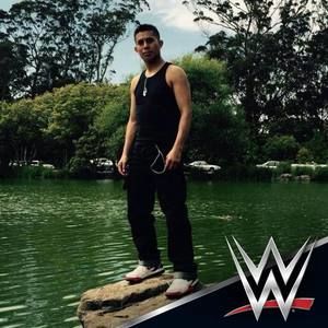 Meet your Posher, Roberto